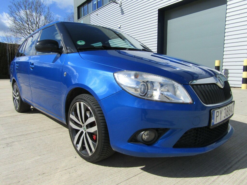 Skoda Fabia 1.4 Tsi Vrs Dsg Estate Lhd Blue