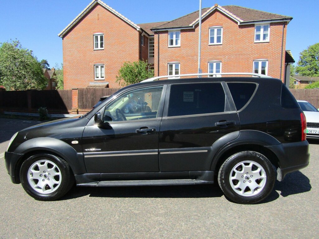 SsangYong Rexton Spr Black #7
