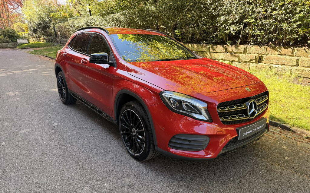 Mercedes-Benz GLA Class 2.1 Gla220d Amg Line Premium 7G-dct 4Matic Euro Red