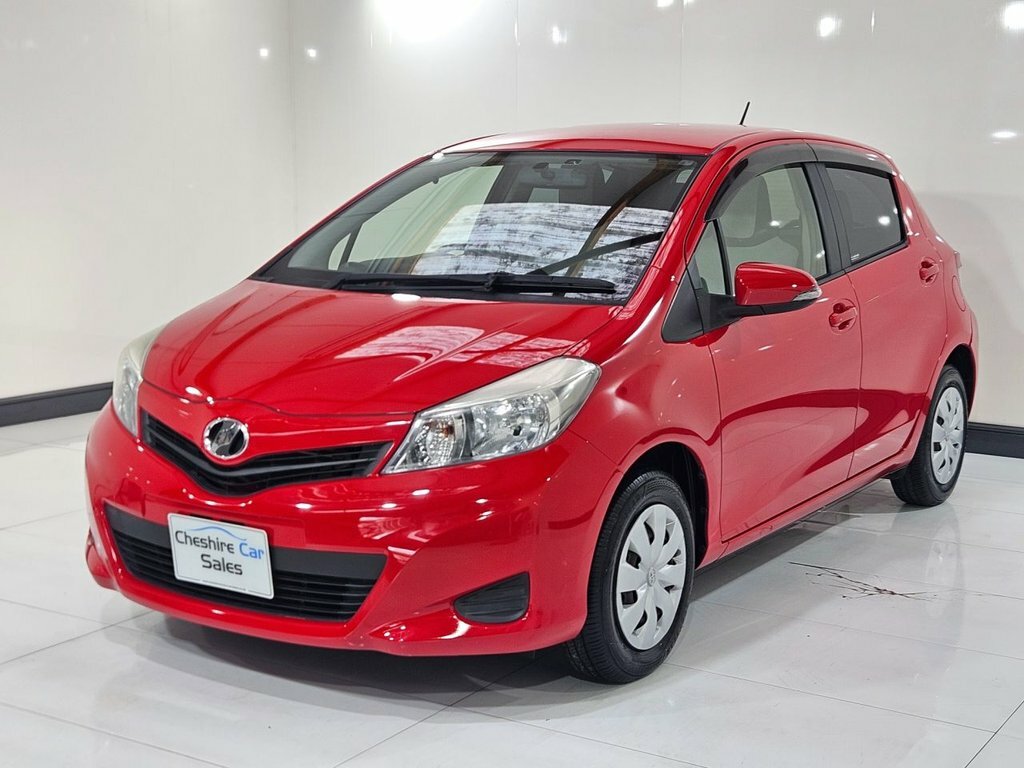 Toyota Vitz Hatchback Red #6