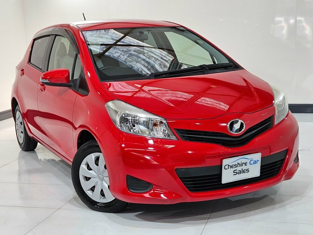 Toyota Vitz Hatchback Red #2