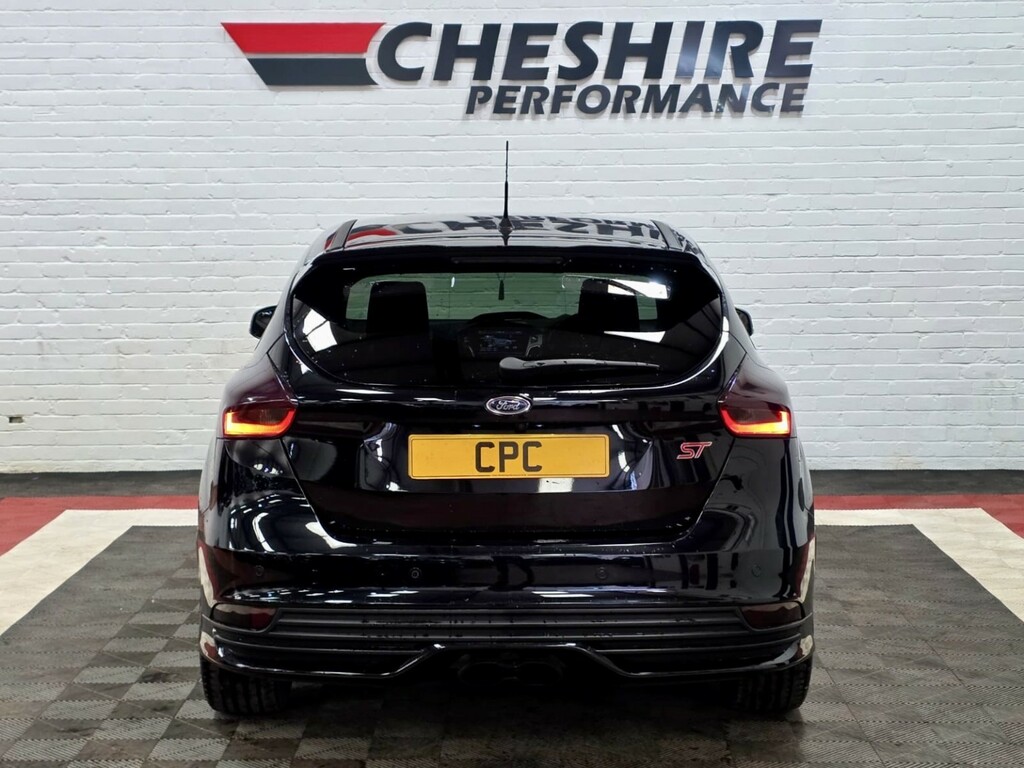 Ford Focus Hatchback 2.0 T Ecoboost St-3 5Dr- Style Pack19s OU65TYT Black #4