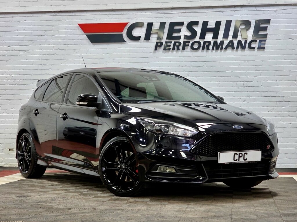 Ford Focus Hatchback 2.0 T Ecoboost St-3 5Dr- Style Pack19s Black