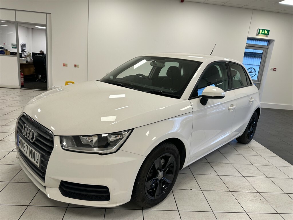 Audi A1 1.6 L Sportback Tdi Se 