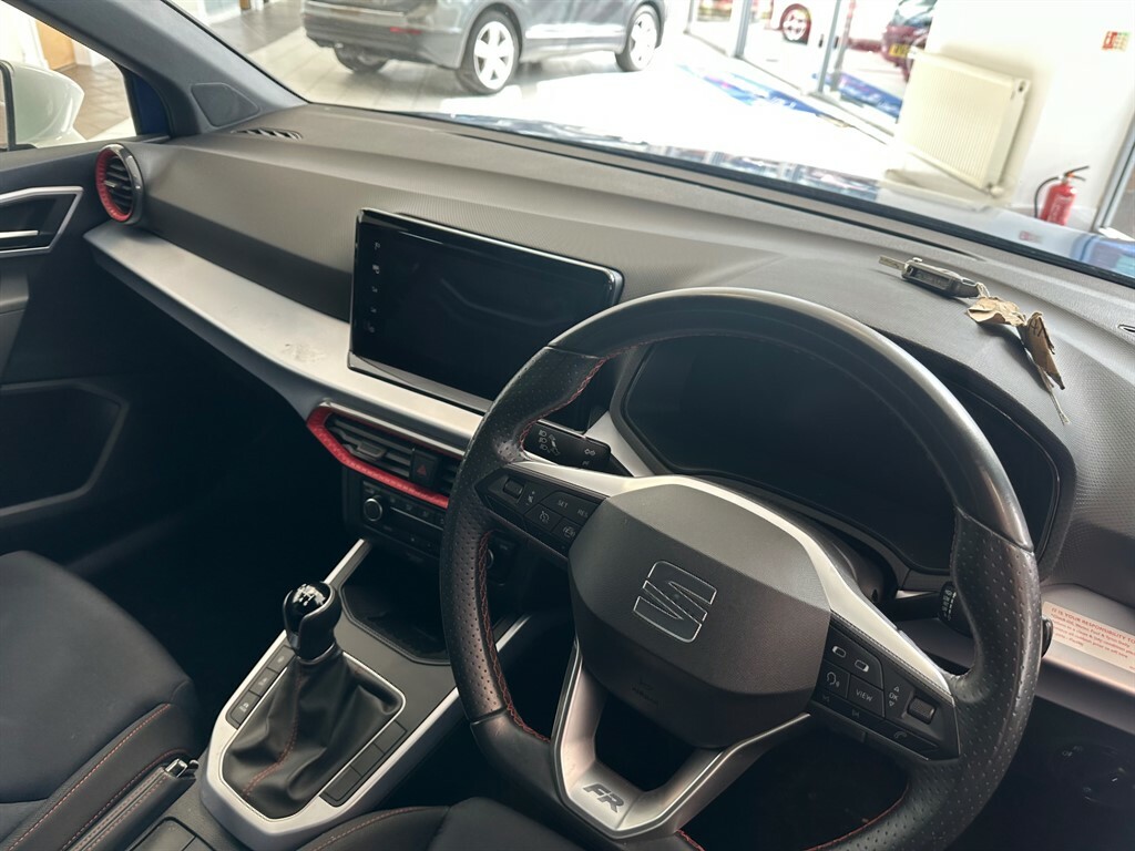 Seat Arona 1.0 L Ecotsi Fr CY23ANR #6