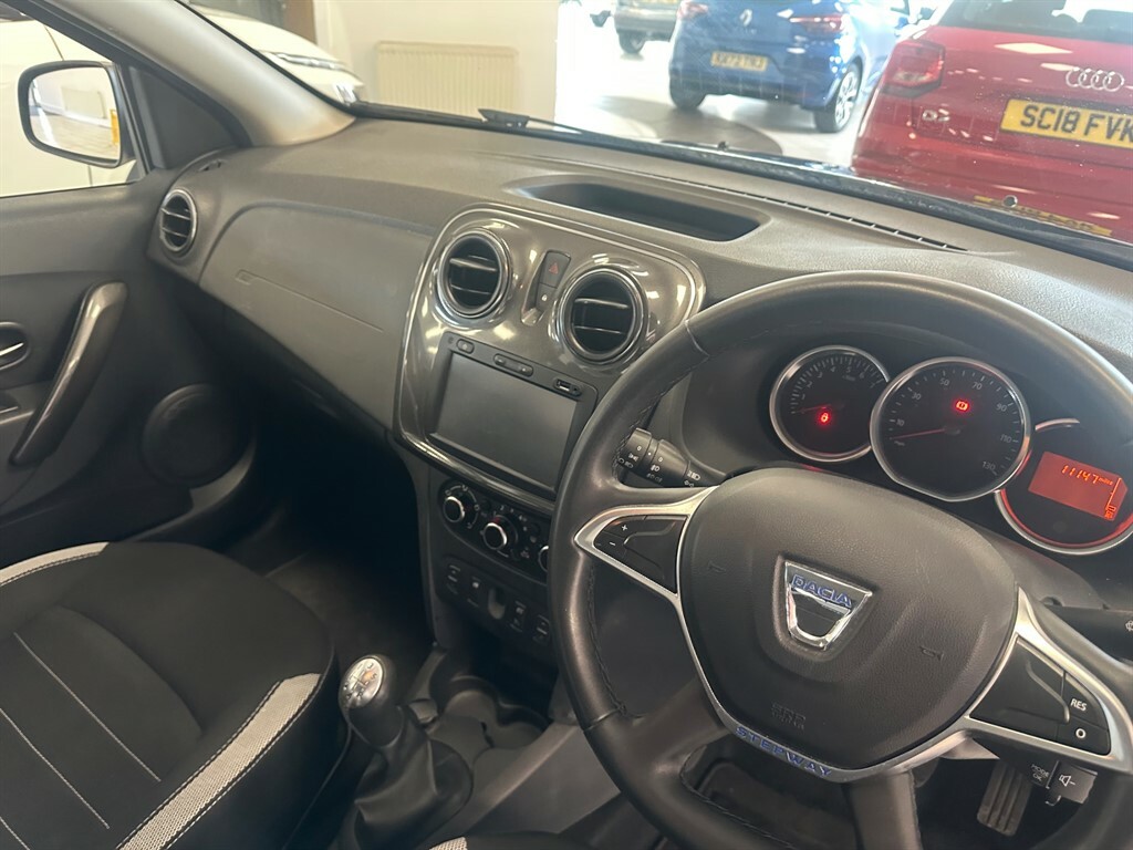 Dacia Sandero Stepway 0.9 L Stepway Comfort Tce DK19XXW #6