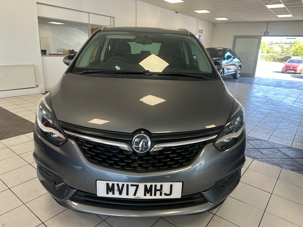 Vauxhall Zafira Tourer 1.4 L Energy  #2