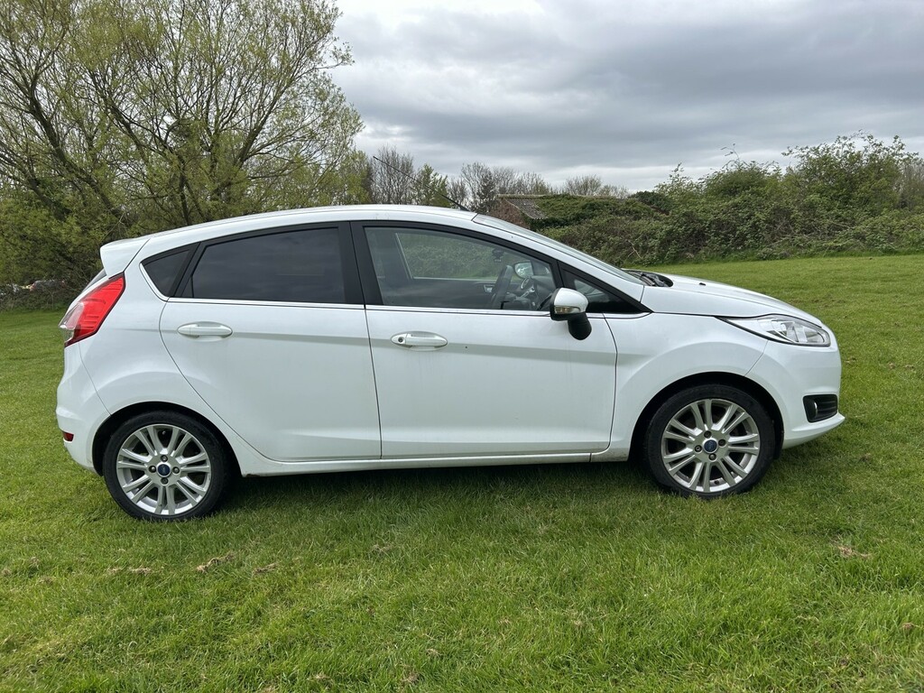 Ford Fiesta 1.5 Tdci Zetec White