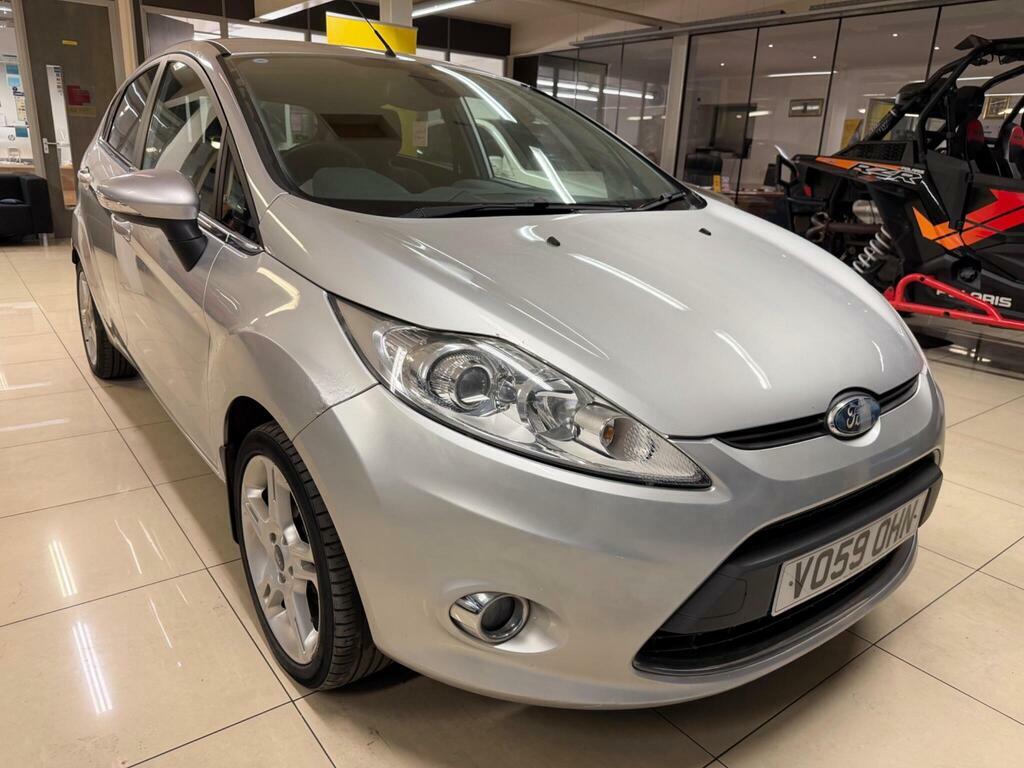Ford Fiesta 1.6 Tdci Titanium Silver