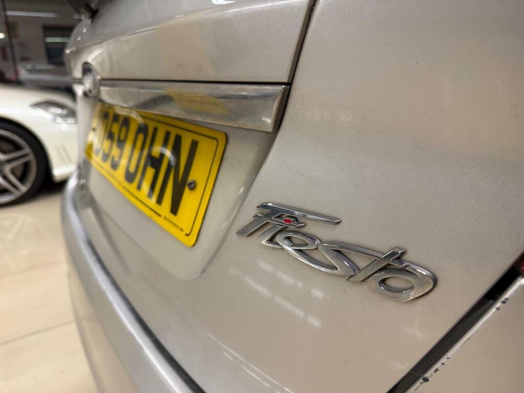 Ford Fiesta 1.6 Tdci Titanium V059OHN Silver #6