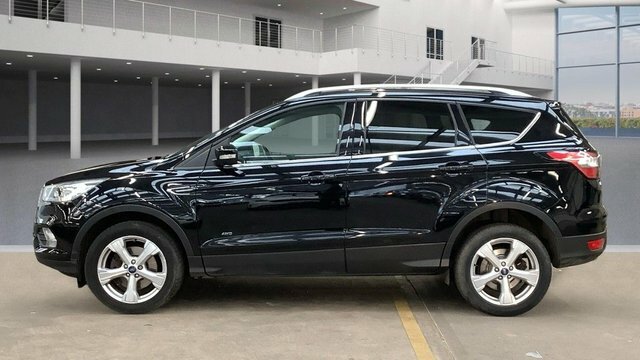 Ford Kuga 2017 2.0 Tdci Titanium Suv Awd E YK67YYM Black #3