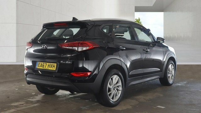 Hyundai Tucson 2017 1.6 Gdi Blue Drive Se Nav Suv Manu EA67HVH Black #3