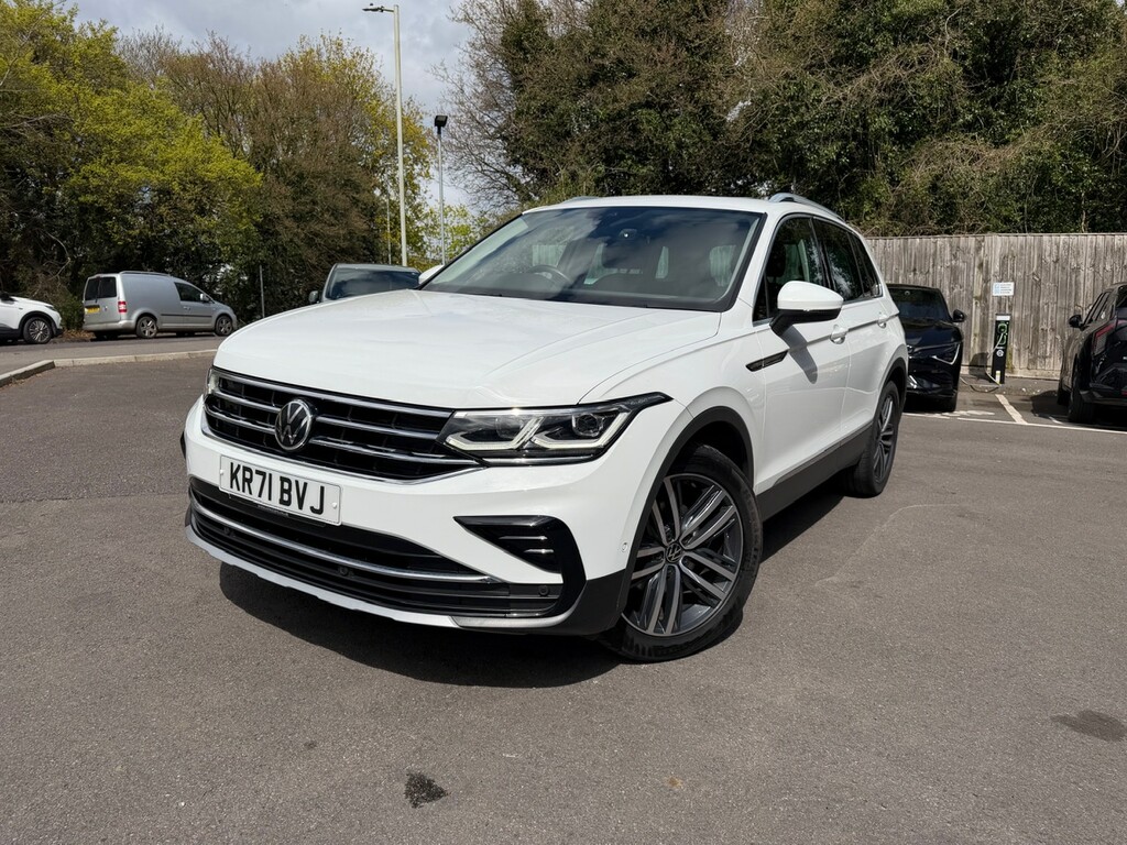 Volkswagen Tiguan 1.5 Tsi 150 Elegance Dsg KR71BVJ White #3