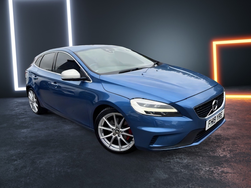 Volvo V40 T3 152 R Design Nav Plus Blue