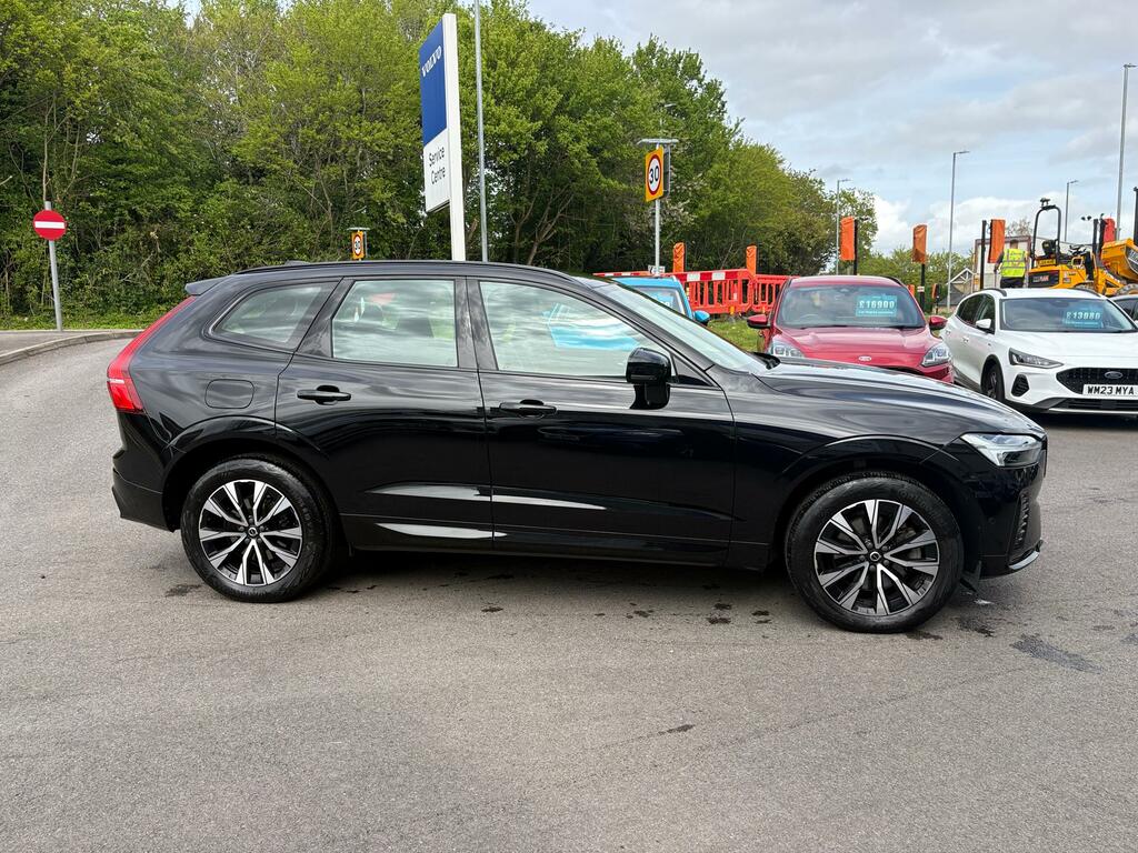 Volvo XC60 2.0 B4d Plus Dark Awd Geartronic Black #6