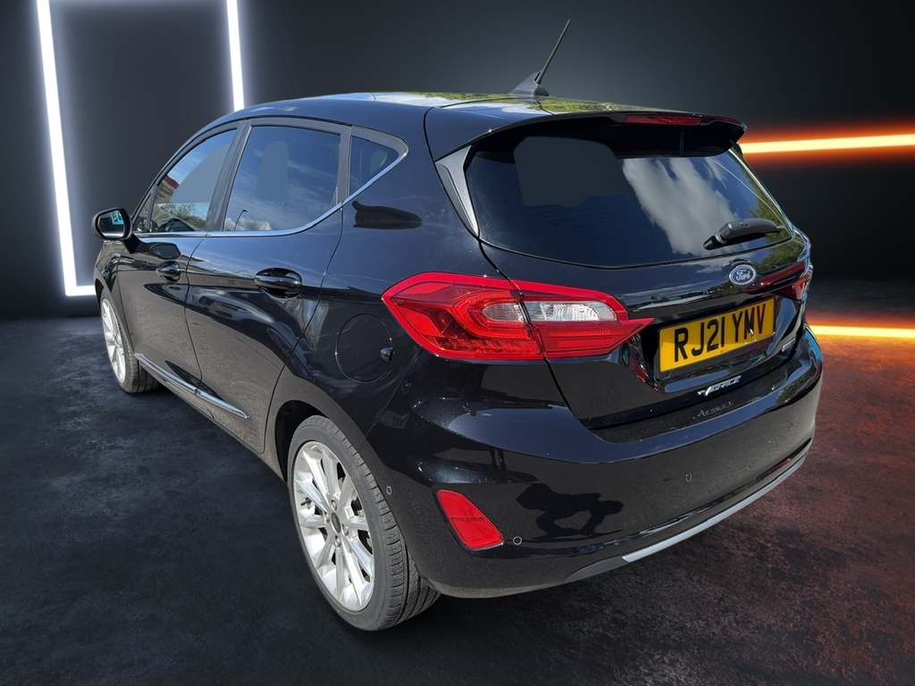 Ford Fiesta 1.0 Ecoboost Hybrid Mhev 155 Vignale Edition RJ21YMV Black #3