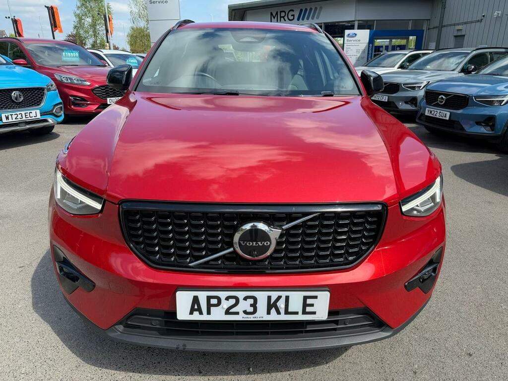 Volvo XC40 2.0 B3p Plus Dark AP23KLE Red #6