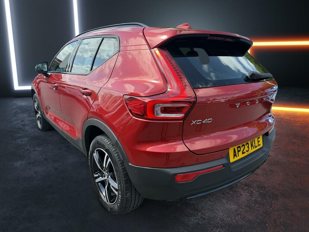Volvo XC40 2.0 B3p Plus Dark AP23KLE Red #3