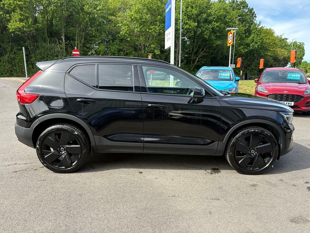 Volvo XC40 2.0 B4p Plus Black Edition RO75MUE Black #6