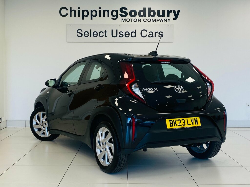 Toyota Aygo X Vvt-i Pure Hatchback Euro 6 Ss BK23LVW Black #2