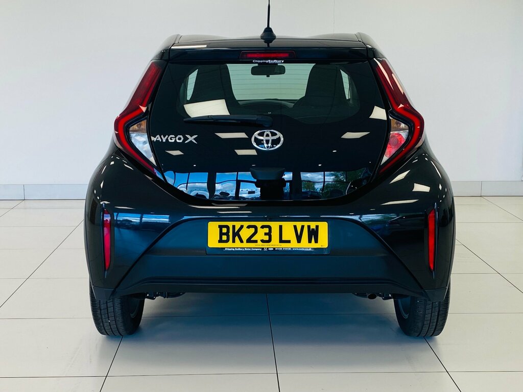 Toyota Aygo X Vvt-i Pure Hatchback Euro 6 Ss BK23LVW Black #5