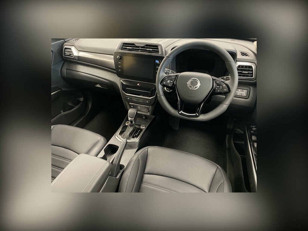 SsangYong Tivoli 1.5 K40 Suv Euro 6 Ss 163 Ps Silver #3