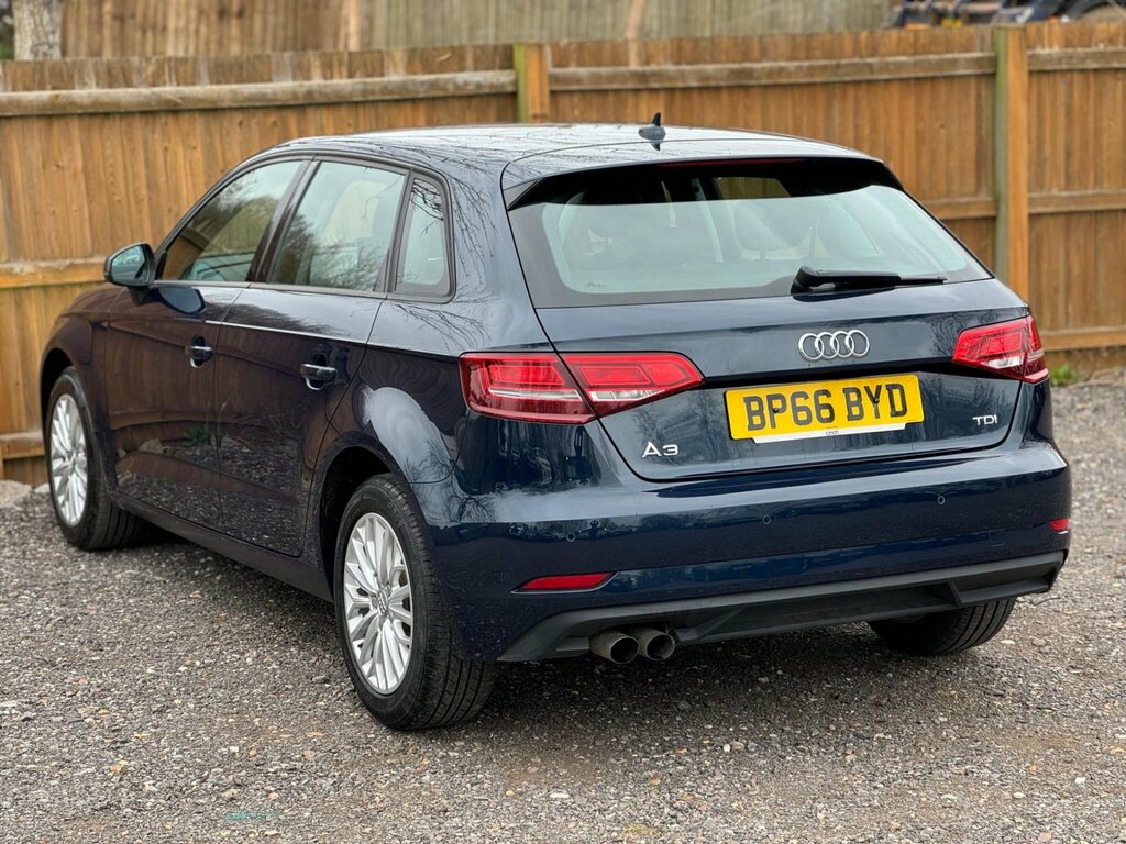 Audi A3 2.0 Tdi Se Technik Sportback Euro 6 Ss BP66BYD Blue #4