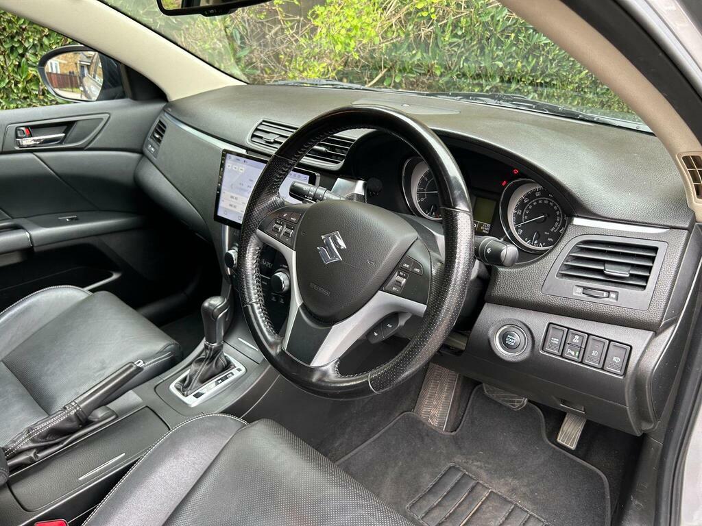 Suzuki Kizashi 2.4 16V Sport Cvt 4Wd Euro 5 White #15