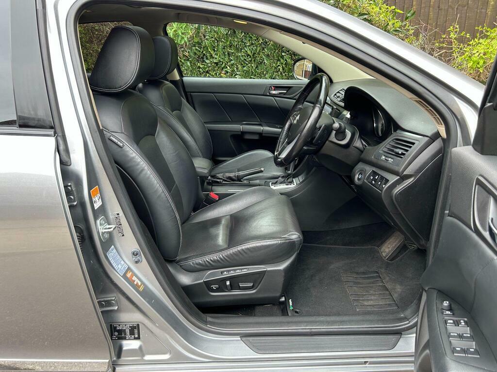 Suzuki Kizashi 2.4 16V Sport Cvt 4Wd Euro 5 White #17