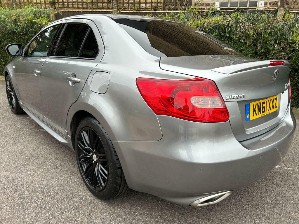 Suzuki Kizashi 2.4 16V Sport Cvt 4Wd Euro 5 White #4