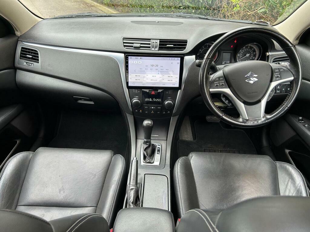 Suzuki Kizashi 2.4 16V Sport Cvt 4Wd Euro 5 White #14