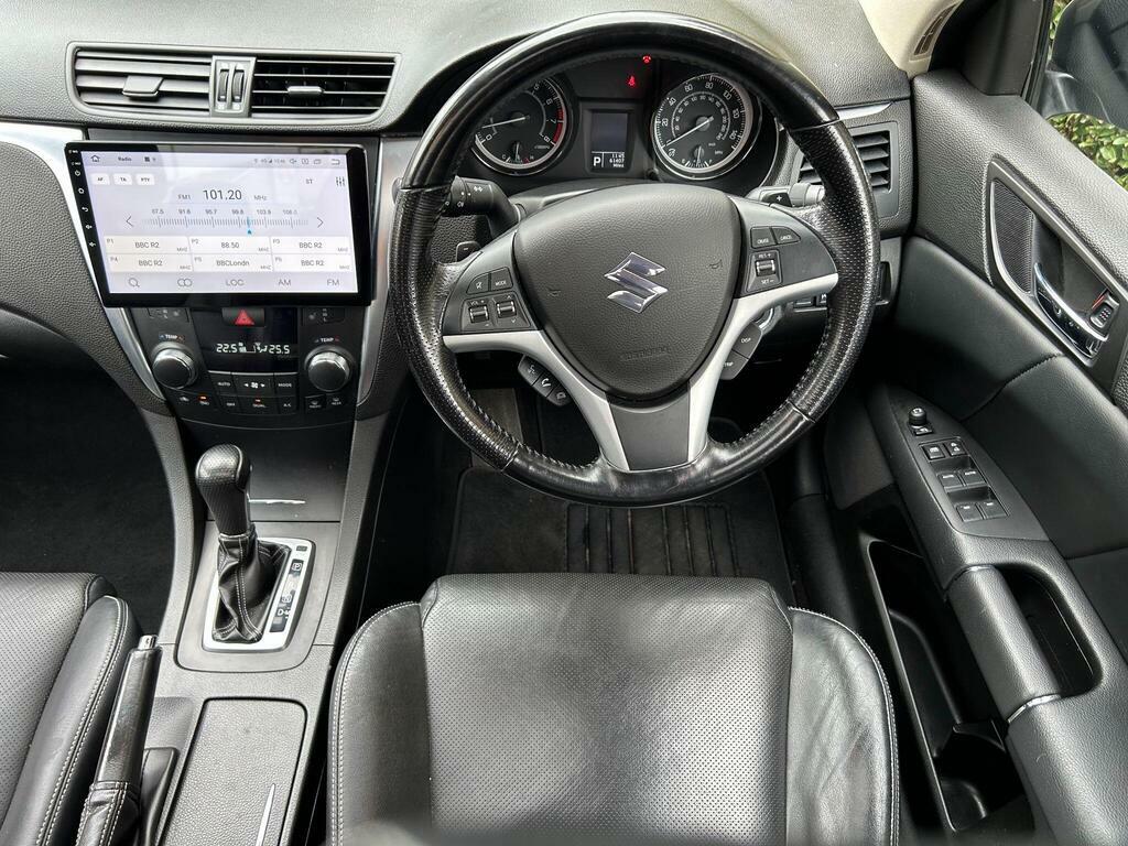 Suzuki Kizashi 2.4 16V Sport Cvt 4Wd Euro 5 White #11