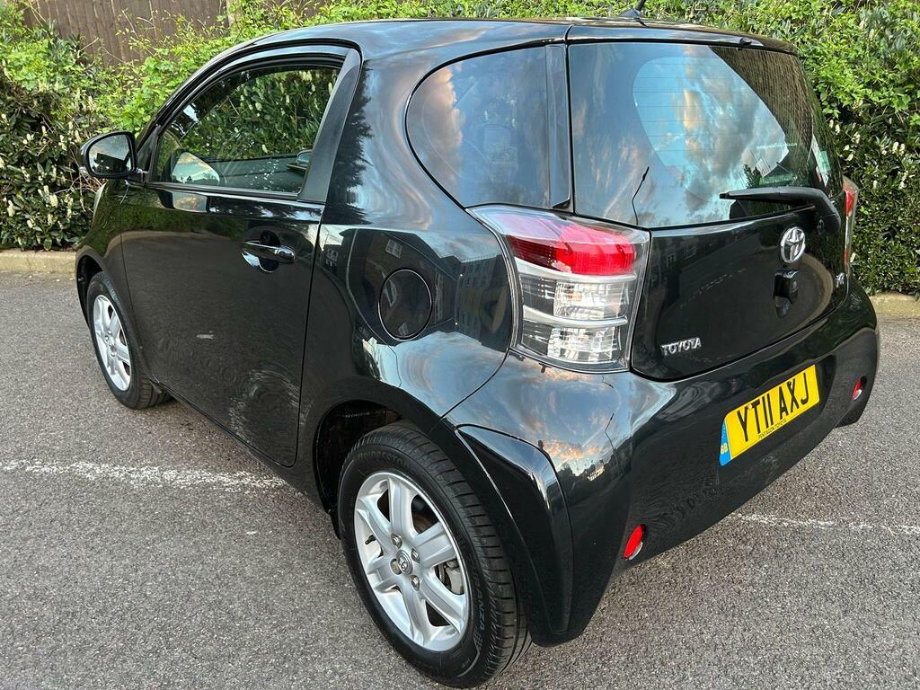Toyota IQ 1.0 Vvt-i Multidrive Euro 5 Black #4