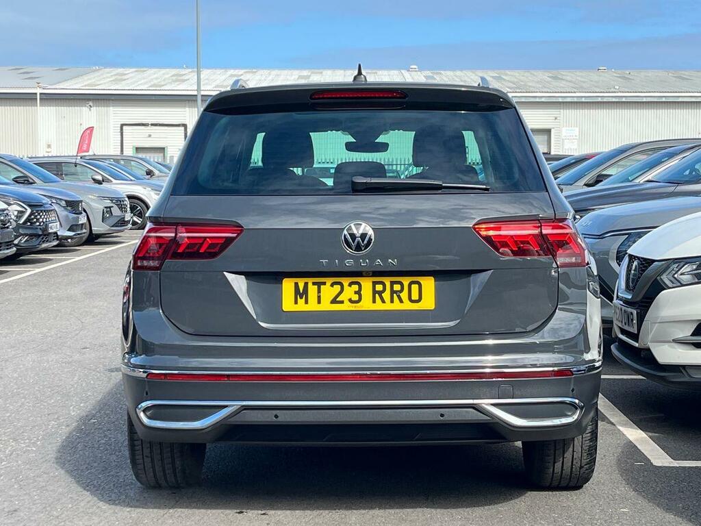 Volkswagen Tiguan 1.5 Tsi Elegance Suv Dsg Euro 6 Ss MT23RRO Grey #5