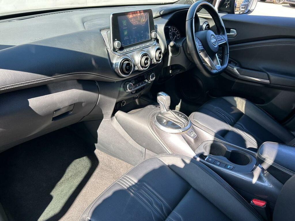 Nissan Juke 1.6 Tekna Suv Hybrid Euro 6 143 P PK72FVG Black #2