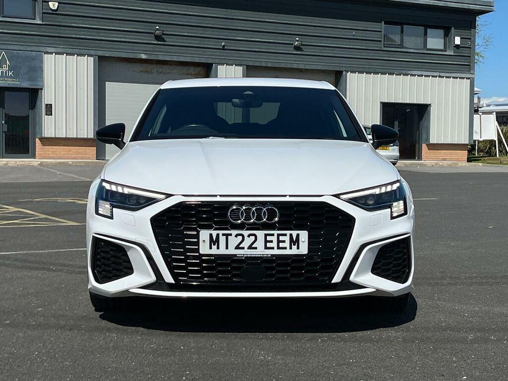 Audi A3 1.5 Tfsi 35 Edition 1 Saloon S Tronic E MT22EEM White #4