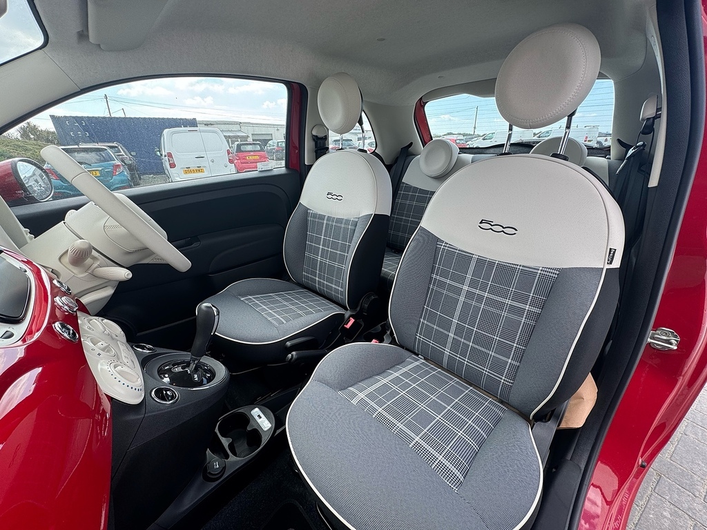 Fiat 500 Lounge Red #4
