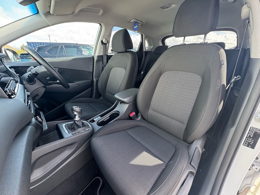 Hyundai Kona T-gdi Mhev Premium YW21ENT White #4