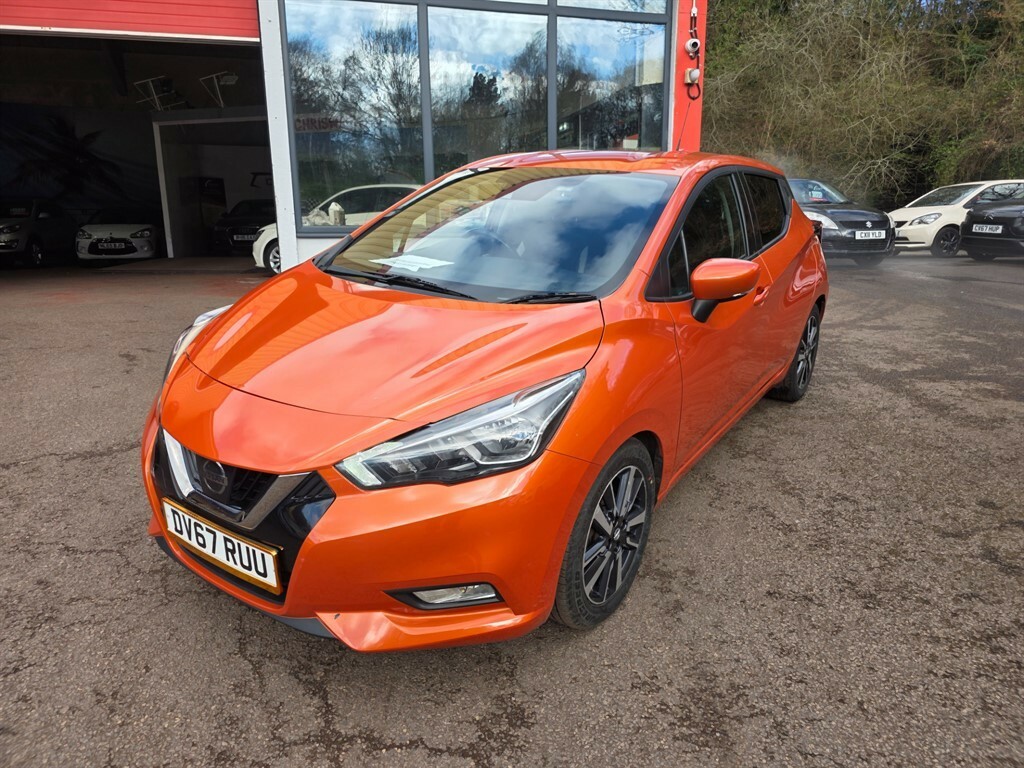 Nissan Micra Ig-t N-connecta Hatchback Orange