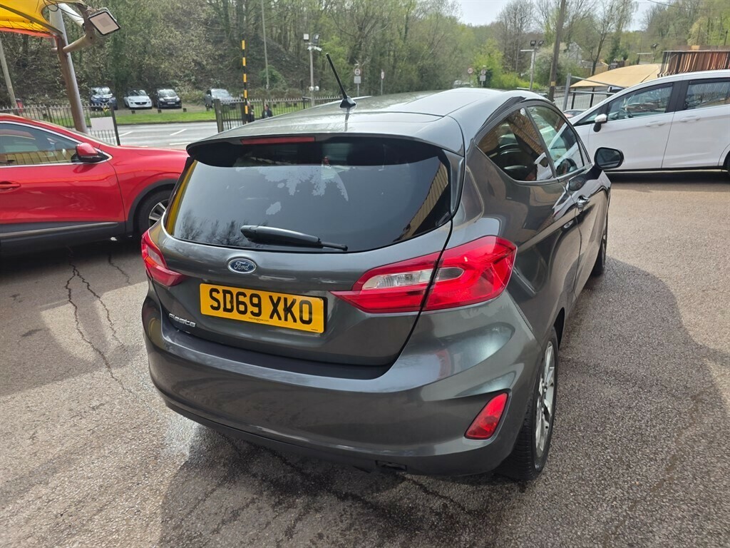 Ford Fiesta Trend Hatchback SD69XKO Grey #5