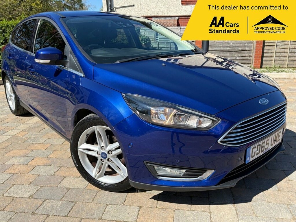 Ford Focus 1L Titanium Blue