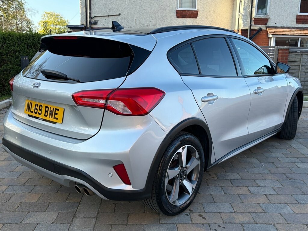 Ford Focus 1L Active NL69BWE Silver #4