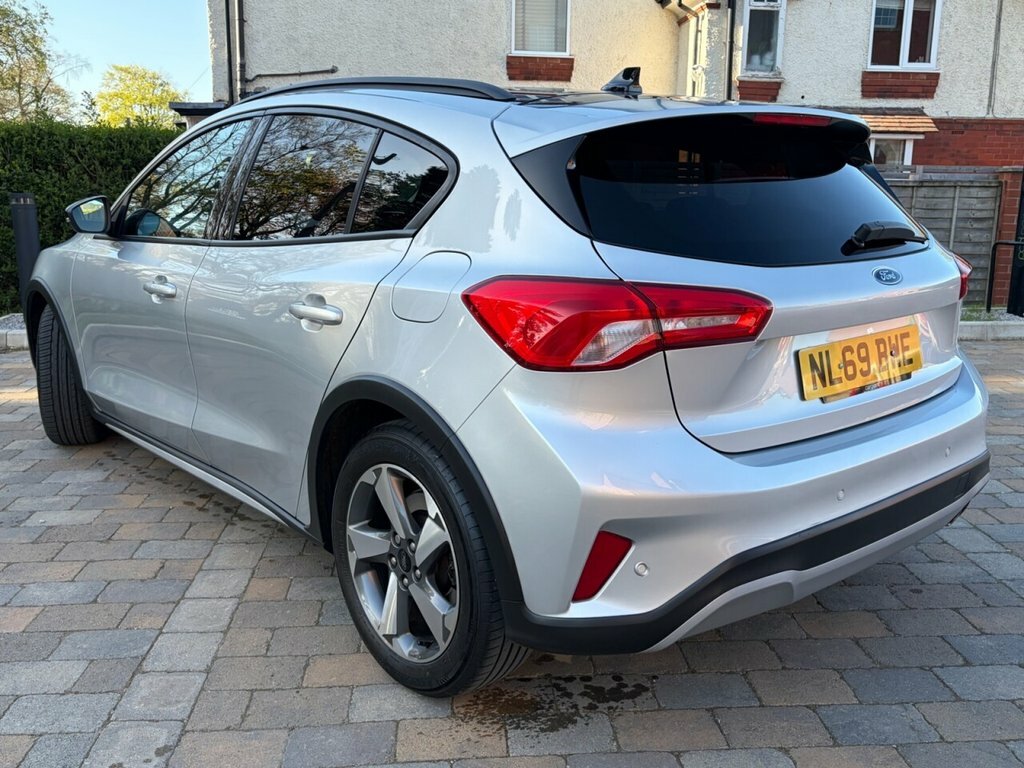 Ford Focus 1L Active NL69BWE Silver #6