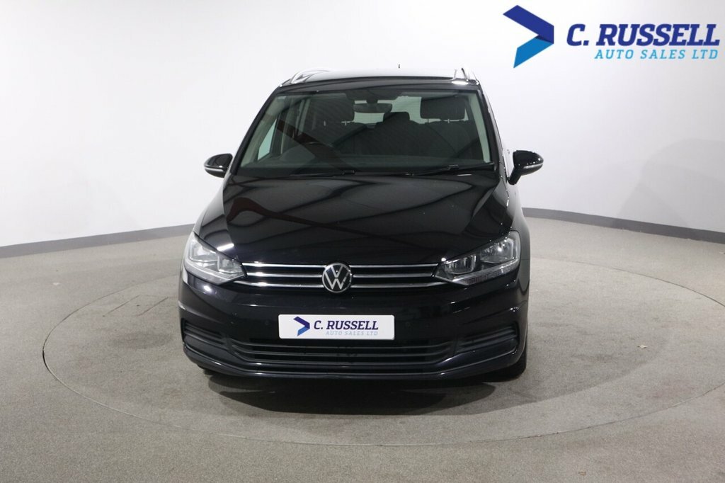 Volkswagen Touran 2L Se Family Black #4