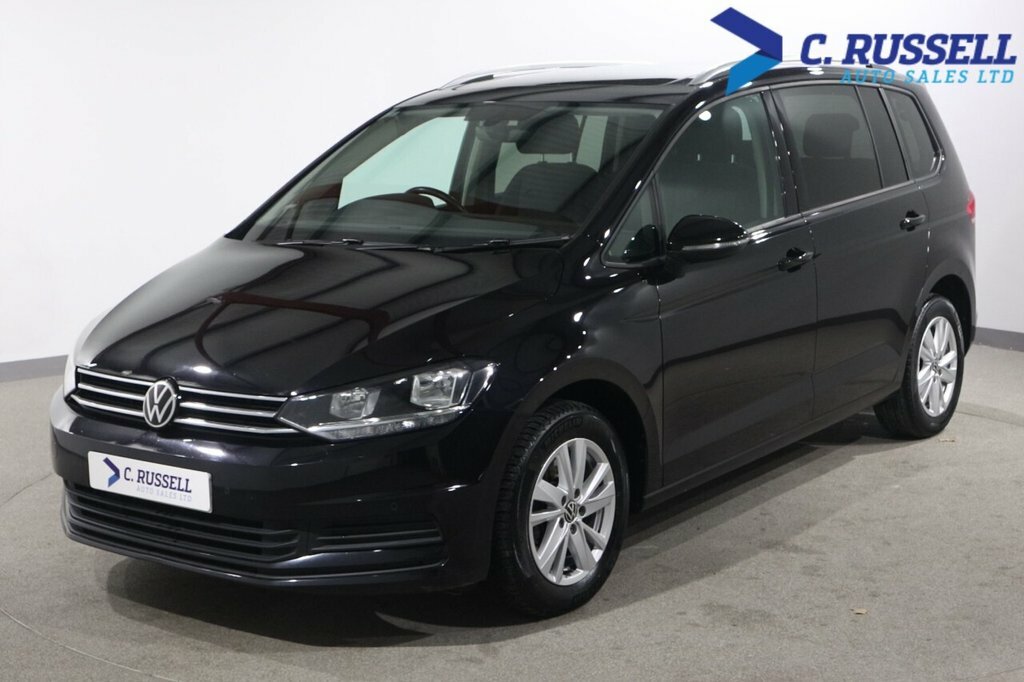 Volkswagen Touran 2L Se Family Black #2
