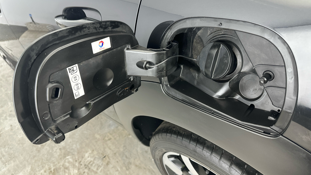 Citroen C4 Cactus  Black #28