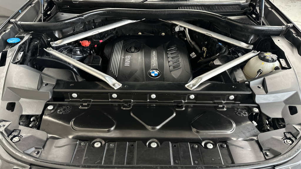 BMW X5 M M Sport Black #22