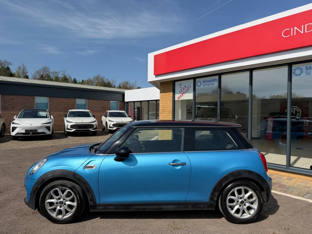 Mini Hatch 1.5 Cooper Euro 6 Ss SO66GVT Blue #4