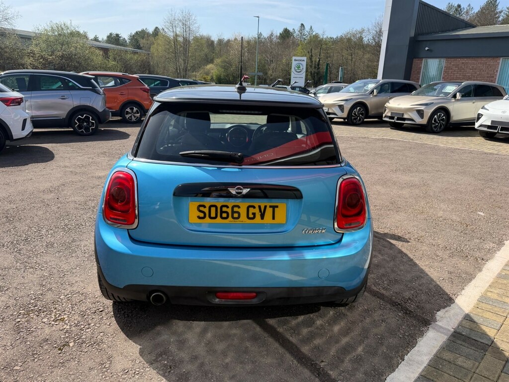 Mini Hatch 1.5 Cooper Euro 6 Ss SO66GVT Blue #6
