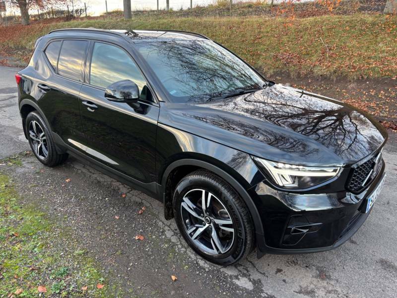 Volvo XC40 2.0 B3p Plus Dark - 2023 23 SL23AOE Black #2
